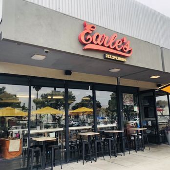 Earle's On Crenshaw - Hot Dogs Near Me - Los Angeles, California