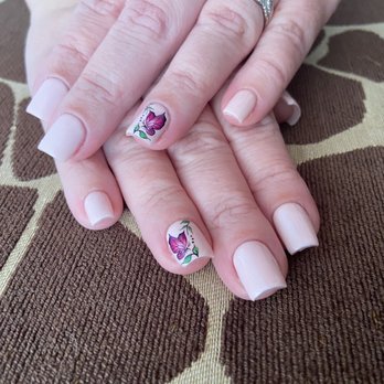 Blooming Nail Bar - Nail Salons Near Me - Burbank, California