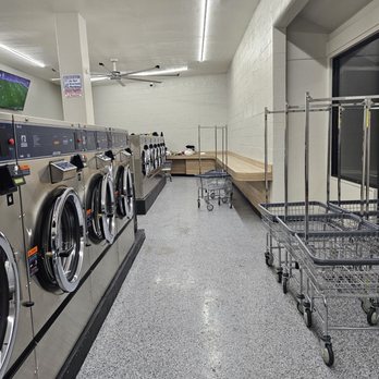 Tub Town - Laundromat Near Me - Richmond, California Tub Town - Laundromat Near Me - Richmond, California