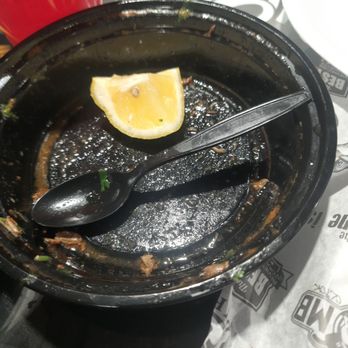La Super Birria - Te sirven la birria en un plato parecido del que le doy a mi perro que falta de respeto a nuestra gastronomia - Tacos Near Me - Orange, California