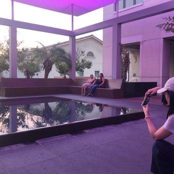 James Turrell Skyspace - Art Tours Near Me - Claremont, California