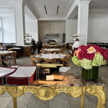 Bottega Louie - Reception entrance - Italian Near Me - Los Angeles, California Bottega Louie - Reception entrance - Italian Near Me - Los Angeles, California