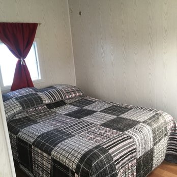 Les Cabines sur Mer - Bedroom - Guest Houses Near Me - Gaspé, Quebec