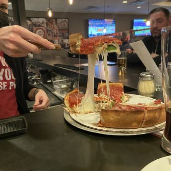Giordano's - Pizza - Pizza Near Me - Rosemont, Illinois Giordano's - Pizza - Pizza Near Me - Rosemont, Illinois