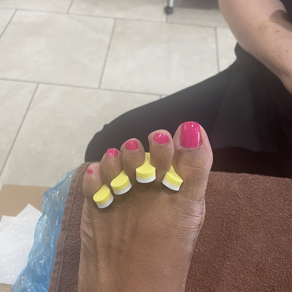 Classic pedicure Classic pedicure