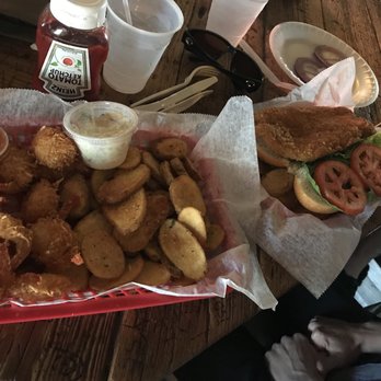 No Name Pub - American Near Me - Big Pine Key, Florida