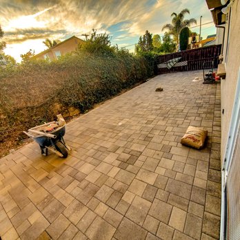 System Pavers - Tah-dah. Finished. I'll get some furniture in there. - Masonry/Concrete Near Me - Newbury Park, California System Pavers - Tah-dah. Finished. I'll get some furniture in there. - Masonry/Concrete Near Me - Newbury Park, California
