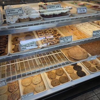 Baker's Pride - Cookies and cupcakes - Donuts Near Me - Savannah, Georgia