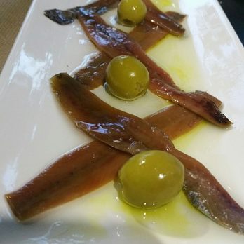 Can Oliva - Maravillosas anchoas 00. - Food Delivery Services Near Me - Barcelona, B Can Oliva - Maravillosas anchoas 00. - Food Delivery Services Near Me - Barcelona, B