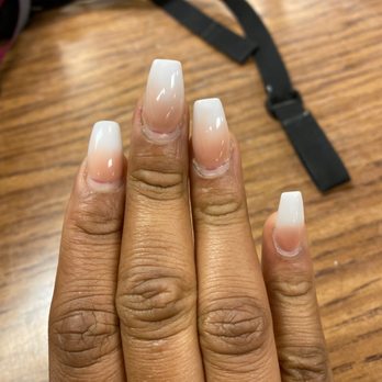 Apple Nails & Spa - Nail Salons Near Me - Omaha, Nebraska