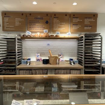 Levain Bakery - Back Bay, Boston - Bakeries Near Me - Boston, Massachusetts Levain Bakery - Back Bay, Boston - Bakeries Near Me - Boston, Massachusetts