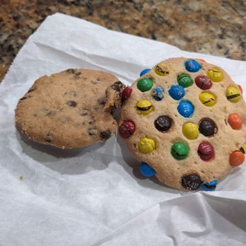 Erick Schat's Bakkery - Bakeries Near Me - Bishop, California Erick Schat's Bakkery - Bakeries Near Me - Bishop, California