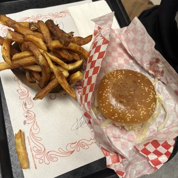 Montreal Pool Room - Burger and fries - Comfort Food Near Me - Montreal, Quebec Montreal Pool Room - Burger and fries - Comfort Food Near Me - Montreal, Quebec