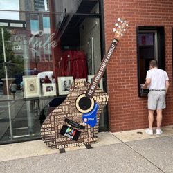 Ryman Guitar