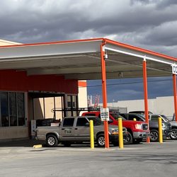 The Home Depot - Lots of contractor getting their supplies today.