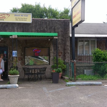 Baguette Delite - Very small but great food - Vietnamese Near Me - Edison, New Jersey
