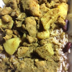 Irie Bites Cafe - Curry chicken and rice. Yum!