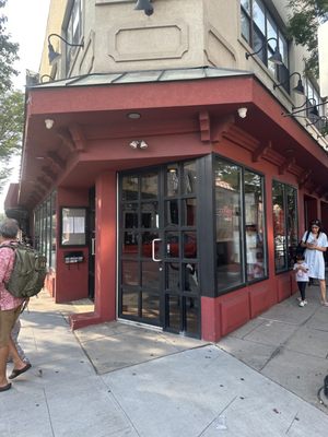 Left Bank Downtown by null