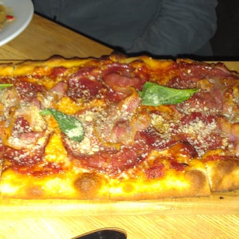 Meat & Potatoes - The Salty Pig Flatbread - New American Near Me - Pittsburgh, Pennsylvania
