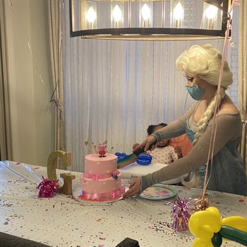 Golden Cake - Peppa pig! - Bakeries Near Me - Las Vegas, Nevada Golden Cake - Peppa pig! - Bakeries Near Me - Las Vegas, Nevada