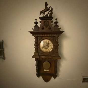 Neptune Palace Hotel - Cool clock lots of old school stuff everywhere! - Hotels Near Me - Alameda, California Neptune Palace Hotel - Cool clock lots of old school stuff everywhere! - Hotels Near Me - Alameda, California