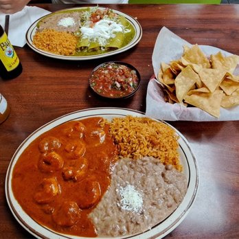 Dona Maria - Camarones El Diabla , Enchiladas Suizas , chips and salsa.... Modelo and Pacifico!!! - Mexican Near Me - San Jose, California Dona Maria - Camarones El Diabla , Enchiladas Suizas , chips and salsa.... Modelo and Pacifico!!! - Mexican Near Me - San Jose, California