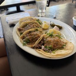 Tacos lengua and cabeza