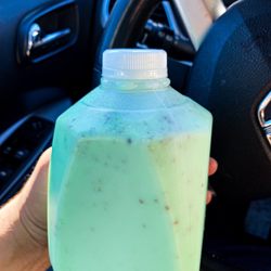 Thirsty AF 915 - Coconut/pistachio