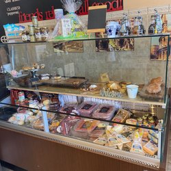 Calabria Bakery - Inside