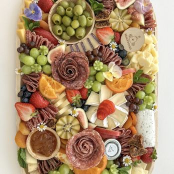 Kraze Board - Kraze Board charcuterie - Caterers Near Me