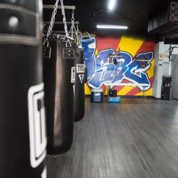 Scottsdale Boxing Club - Our boxing studio will help your skills develop and grow.