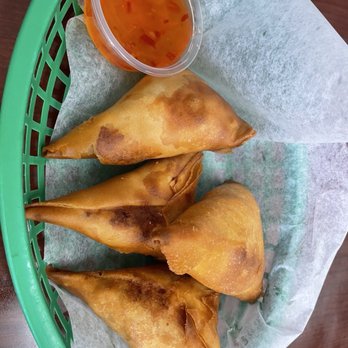 Friends Cafe - Samosa - Thai Near Me - Roseville, Minnesota