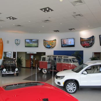 Gene Langan Volkswagen Glastonbury - The Showroom in Glastonbury CT - Car Dealers Near Me - Glastonbury, Connecticut Gene Langan Volkswagen Glastonbury - The Showroom in Glastonbury CT - Car Dealers Near Me - Glastonbury, Connecticut