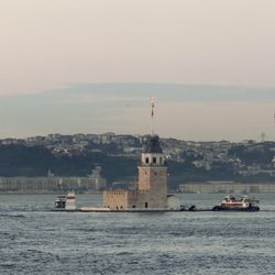 Kız Kulesi - You can get a great view of the Maiden's Tower even on the regular ferries that cross the Bosphorus.
