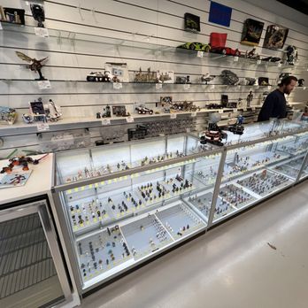 Bricks & Minifigs - Toy Stores Near Me - Louisville, Kentucky Bricks & Minifigs - Toy Stores Near Me - Louisville, Kentucky