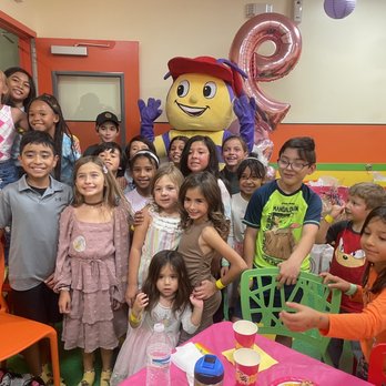 Billy Beez - Kids Activities Near Me - Valencia, California Billy Beez - Kids Activities Near Me - Valencia, California