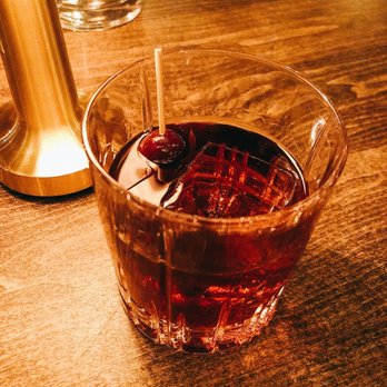 Ciccio Mio - Black Manhattan - Italian Near Me - Chicago, Illinois Ciccio Mio - Black Manhattan - Italian Near Me - Chicago, Illinois
