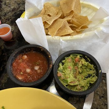 El Charro Mexicano - Guacamole , salsa and chips - Mexican Near Me - Aiea, Hawaii El Charro Mexicano - Guacamole , salsa and chips - Mexican Near Me - Aiea, Hawaii