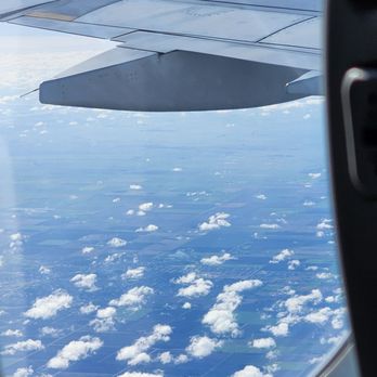 Hawaiian Airlines - Window view - Airlines Near Me - Sacramento, California