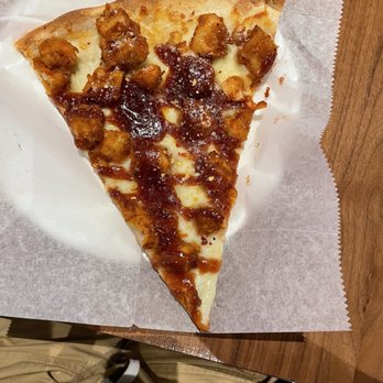 Carnegie Pizza - Chicken with barbecue sauce - Pizza Near Me - Las Vegas, Nevada