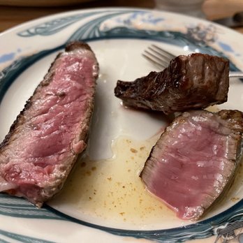 Peter Luger - Steakhouses Near Me - Brooklyn, New York
