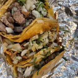 Al pastor & asada tacos.