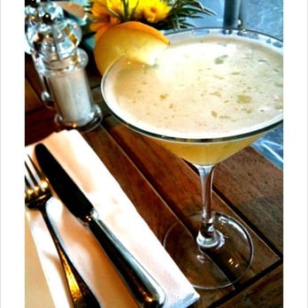 Metro Lafayette - Chipotle Pear Martini - New American Near Me - Lafayette, California Metro Lafayette - Chipotle Pear Martini - New American Near Me - Lafayette, California