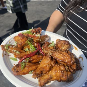 Shlap Muan Chicken Wings - Shlap Muan - Famous Chicken Wings - Chicken Wings Near Me - Long Beach, California Shlap Muan Chicken Wings - Shlap Muan - Famous Chicken Wings - Chicken Wings Near Me - Long Beach, California