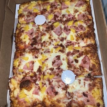 Jet's Pizza - Detroit style Hawaiian pizza - this is 1/2 (12pcs) of the party tray (24pcs) - Pizza Near Me - North Richland Hills, Texas Jet's Pizza - Detroit style Hawaiian pizza - this is 1/2 (12pcs) of the party tray (24pcs) - Pizza Near Me - North Richland Hills, Texas