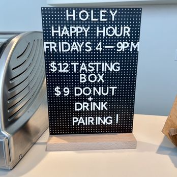 Holey Grail Donuts - happy hour - Donuts Near Me - Honolulu, Hawaii Holey Grail Donuts - happy hour - Donuts Near Me - Honolulu, Hawaii