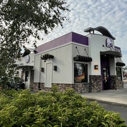 Taco Bell - refreshed exterior. Very nice. Taco Bell - refreshed exterior. Very nice.