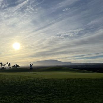 Mauna Lani Resort Golf - 7am tee off perks - Golf Near Me - Kamuela, Hawaii