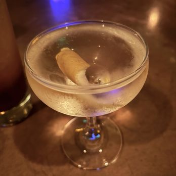 Black Rabbit Rose - Cocktail Bars Near Me - Los Angeles, California
