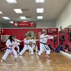 Martial Arts Fitness Center - Training in weapons